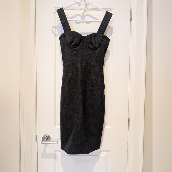 AUTH Dolce and Gabbana wool midi dress - Picture 1 of 11